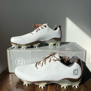 BNWT dna dryjoys next advancement golf shoes